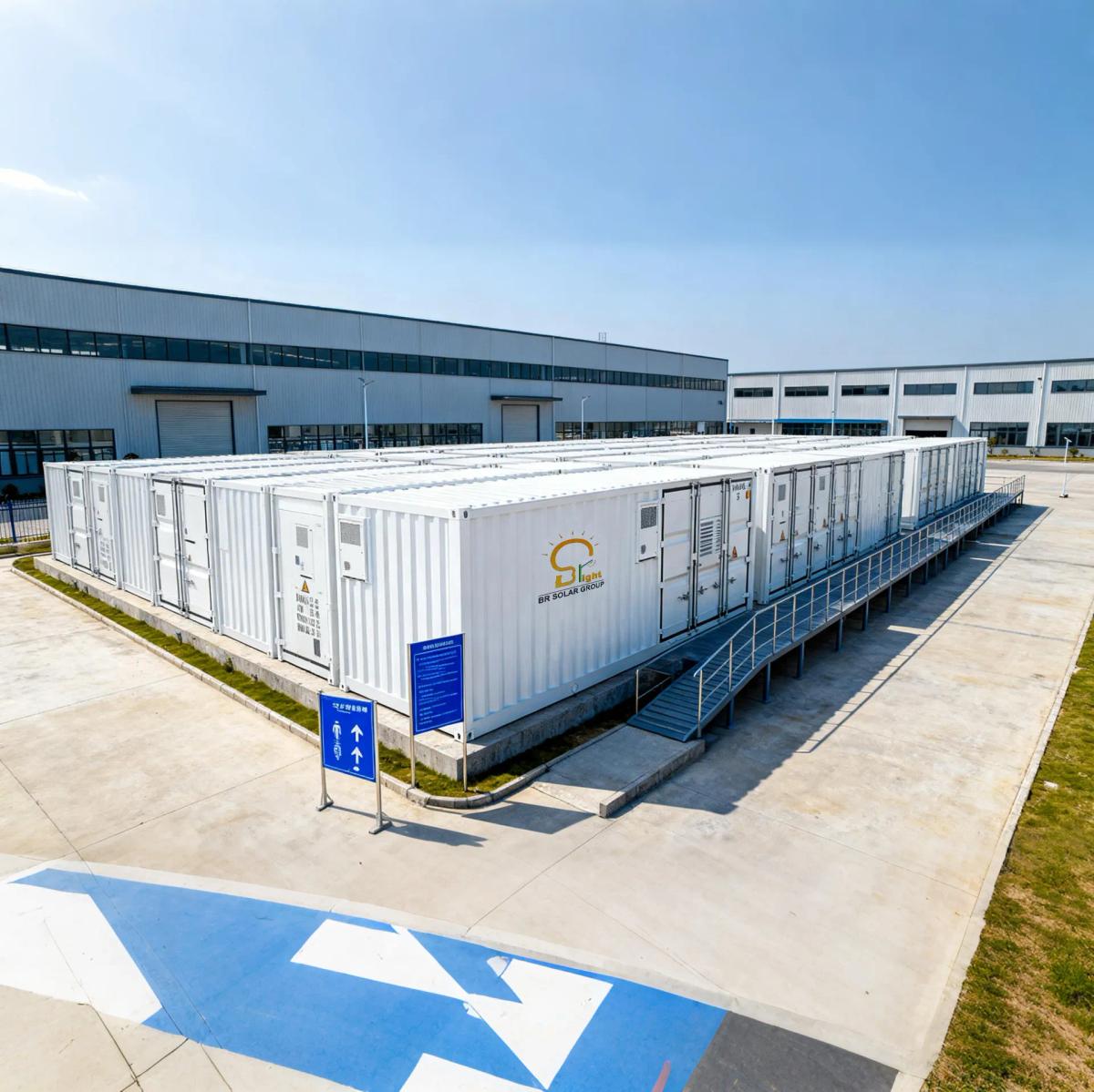 Why Global Buyers Choose OEM Solar Manufacturers Instead of Trading Companies